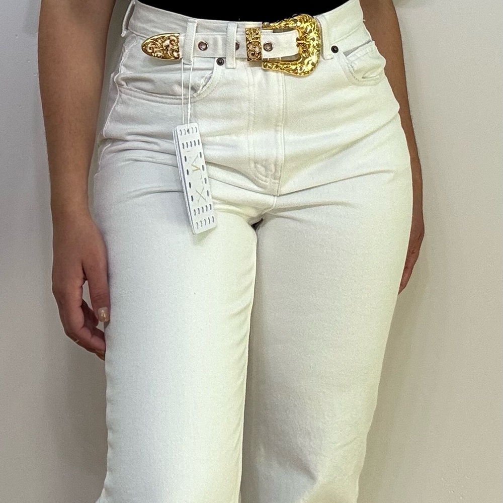 Chic High Rise White Jeans with Gold Accent